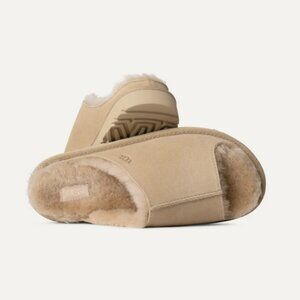 🇨🇦 UGG Women's Greenport Slide